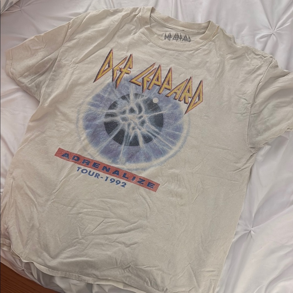 Adult graphic tee